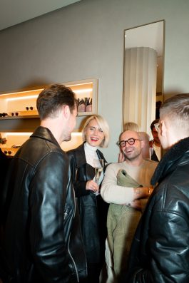 LOEWE Event München – Gäste beim Empfang